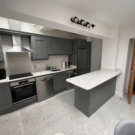 Alfies Little Townhouse